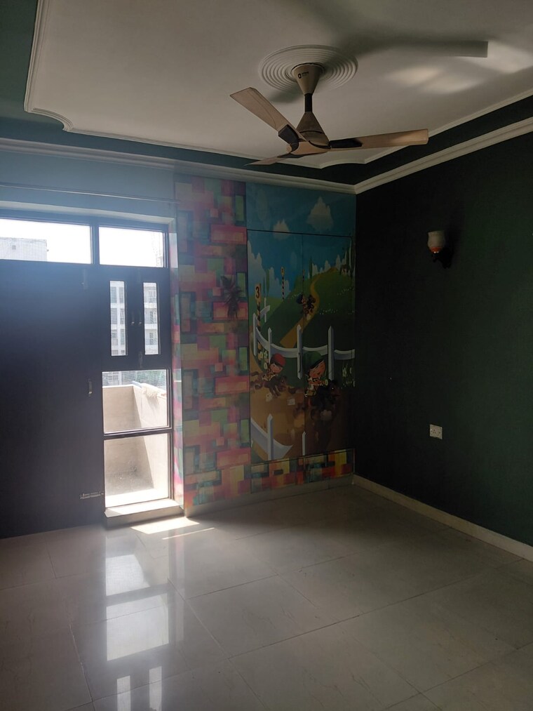 Room, crossing-republik 2.5 Bedroom 1500 Sq.Ft. Apartment In Crossing Republic Ghaziabad 9103165