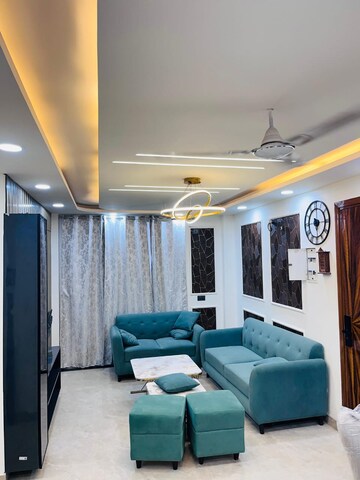 Team Area in 2 BHK Apartment at Crossing Republik, Crossing Republic – for Rent