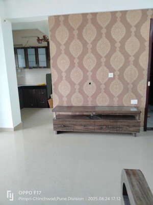 Room in 1.5 BHK Apartment at Vidya Kaka Homes, Rahatani – for Sale