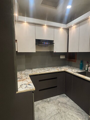 Kitchen in 2 BHK Builder Floor at Dwarka Mor – for Rent