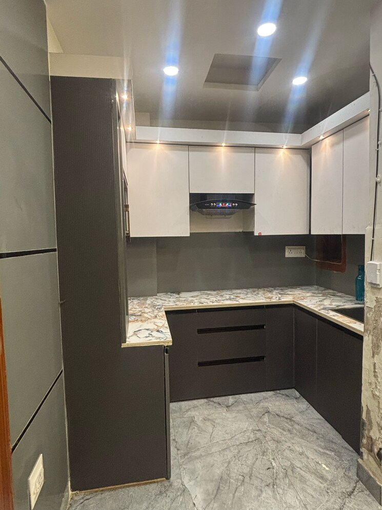 Kitchen, dwarka mor 2 Bedroom 800 Sq.Ft. Builder Floor In Dwarka Mor Delhi 9103189