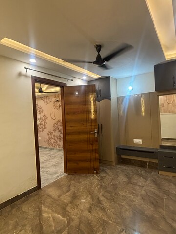Master Bedroom in 2 BHK Builder Floor at Dwarka Mor – for Rent