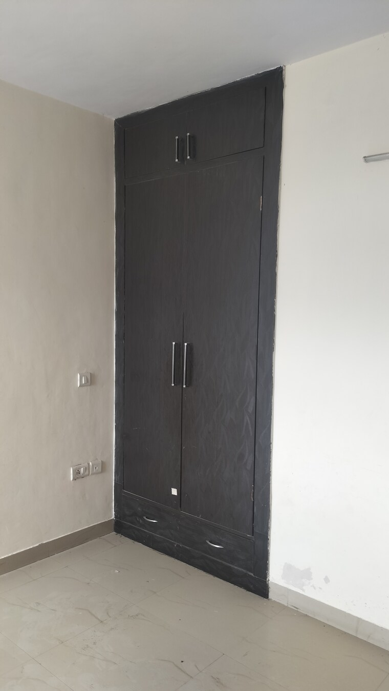 undefined, srs-royal-hills 2.5 Bedroom 1133 Sq.Ft. Apartment In Sector 87 Faridabad 9103195