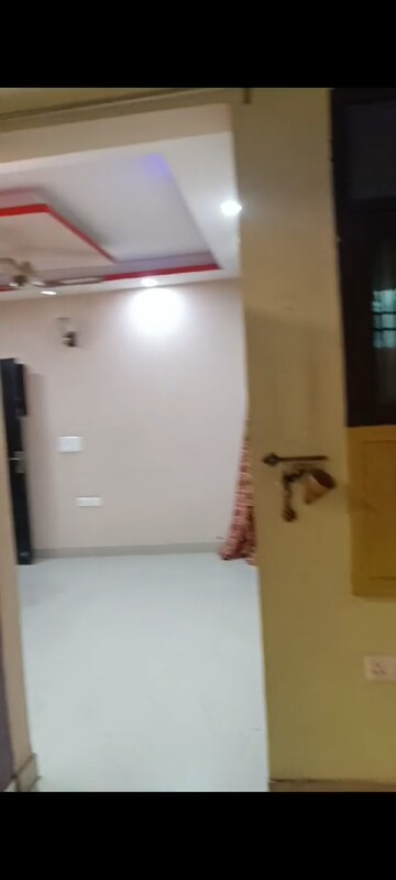 Room in 2 BHK Apartment at SRS Royal Hills, Sector 87 – for Rent