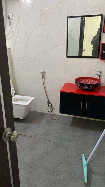 Master Bedroom in 3 BHK Independent House at Sector 23 – for Rent