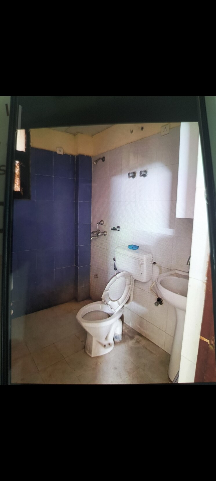 Bathroom, srs-royal-hills 3 Bedroom 1450 Sq.Ft. Apartment In Sector 87 Faridabad 9103215