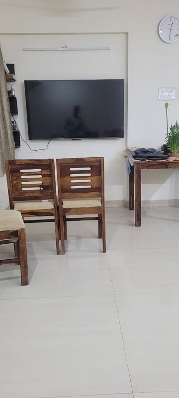 Staircase in 2.5 BHK Apartment at NRI Complex Phase 2, Seawoods – for Rent