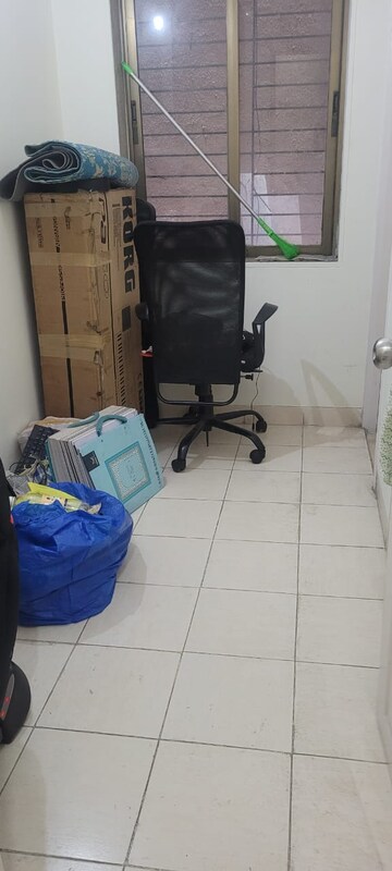 Team Area in 2.5 BHK Apartment at NRI Complex Phase 2, Seawoods – for Rent