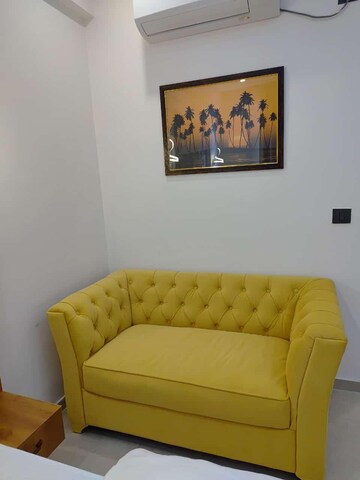 Living Room in  Pg at Gomti Nagar – for Rent