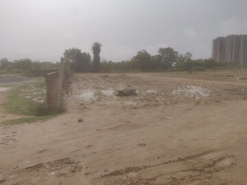 Plot Area in  Plot at Gomti Nagar – for Sale