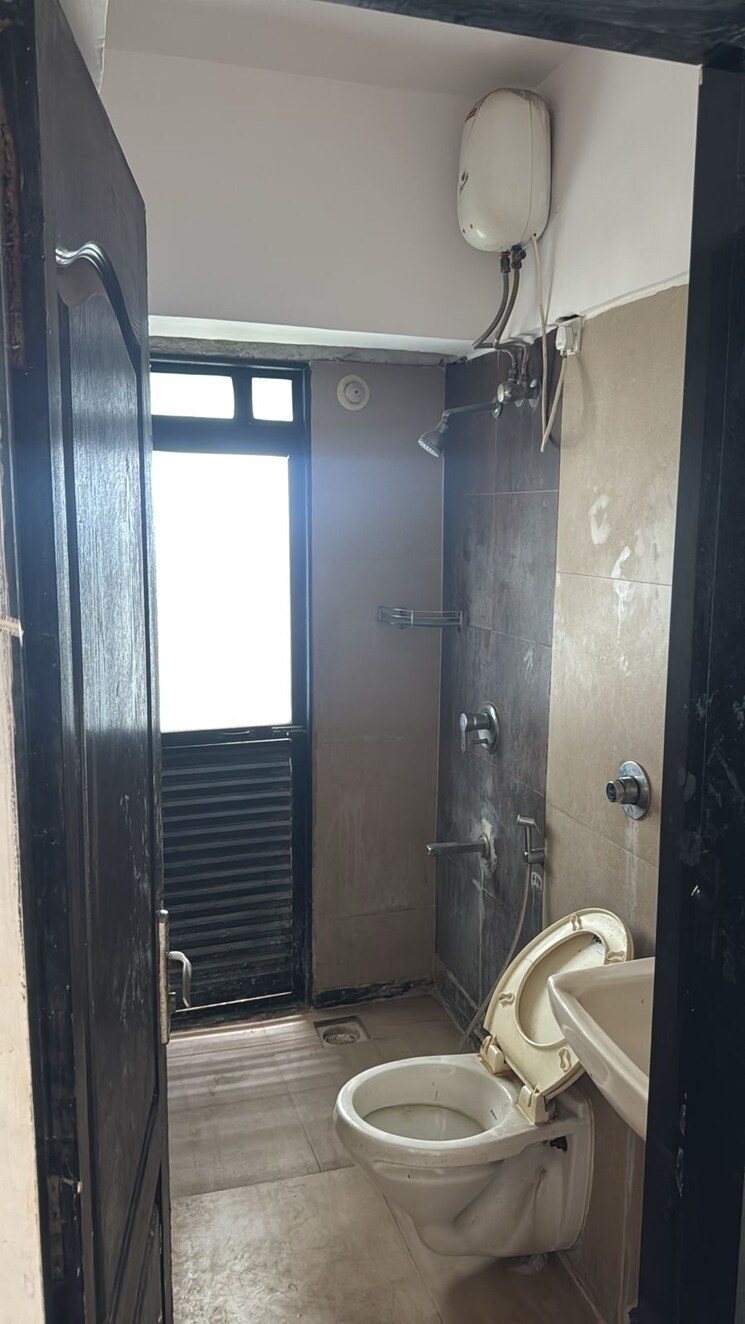 Bathroom, mayfair-sonata-greens 2 Bedroom 1000 Sq.Ft. Apartment In Vikhroli West Mumbai 9103254