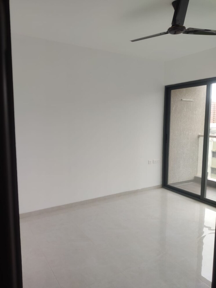 Room, urban-skyline-phase-1 3 Bedroom 1100 Sq.Ft. Apartment In Ravet Pune 9103267