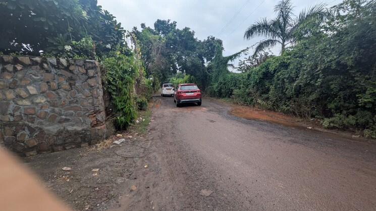  Parking, sector 135  1000 Sq.Yd. Plot In Sector 135 Noida 9103273