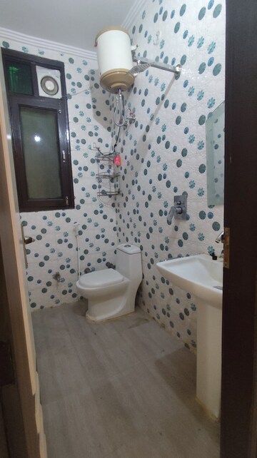 Bathroom in 2 BHK Builder Floor at Vipin Garden – for Rent