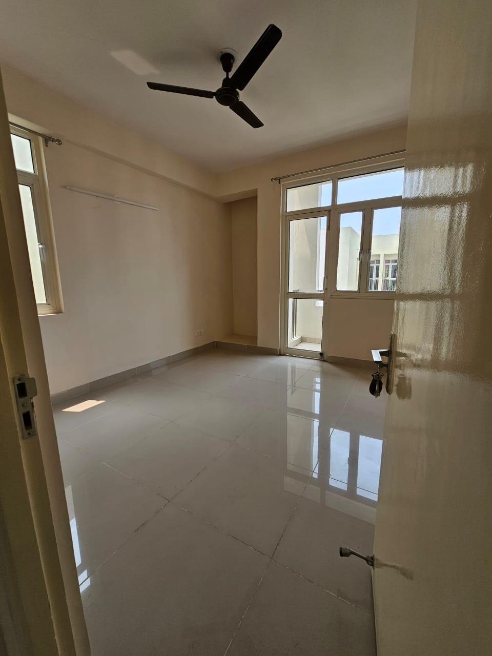 2 BHK + Extra Room Builder Floor For Rent in Wave Prime Floors