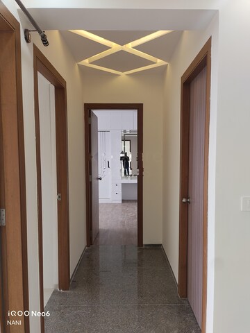 Room in 2.5 BHK Apartment at Arvind Oasis, Thanisandra – for Rent