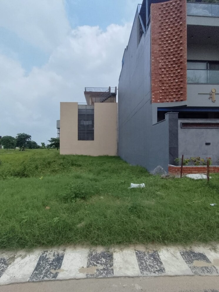 Exterior View, wave-city  135 Sq.Yd. Plot In Wave City Ghaziabad 9103411