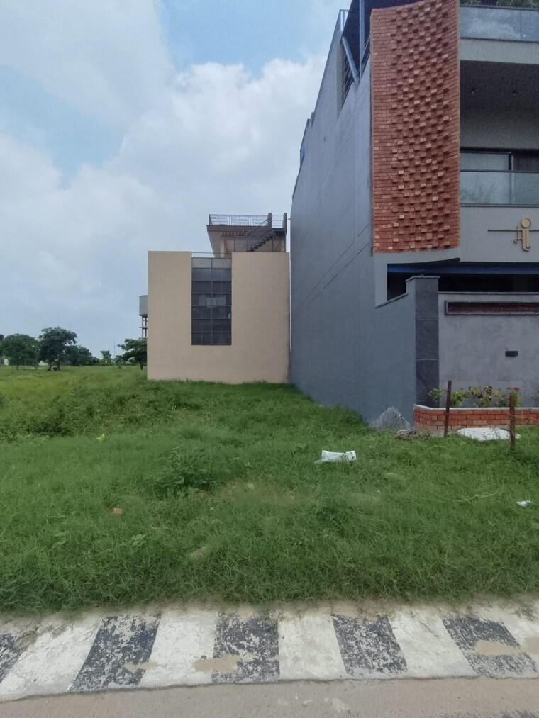 Exterior View, wave-city  135 Sq.Yd. Plot In Wave City Ghaziabad 9103415