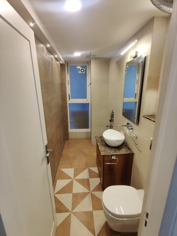Bathroom in 3 BHK Apartment at Udhay Giri, Sector 34 – for Rent