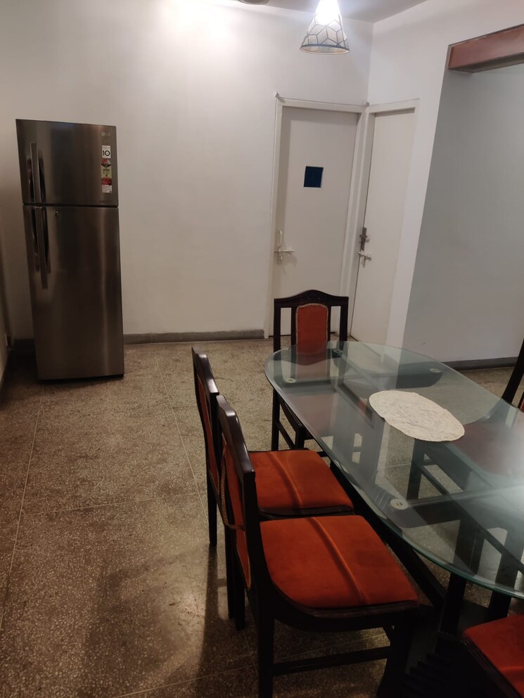 Living Room, udhay-giri 3 Bedroom 1450 Sq.Ft. Apartment In Sector 34 Noida 9103426