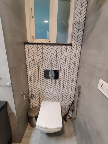 Bathroom in 3 BHK Apartment at Udhay Giri, Sector 34 – for Rent