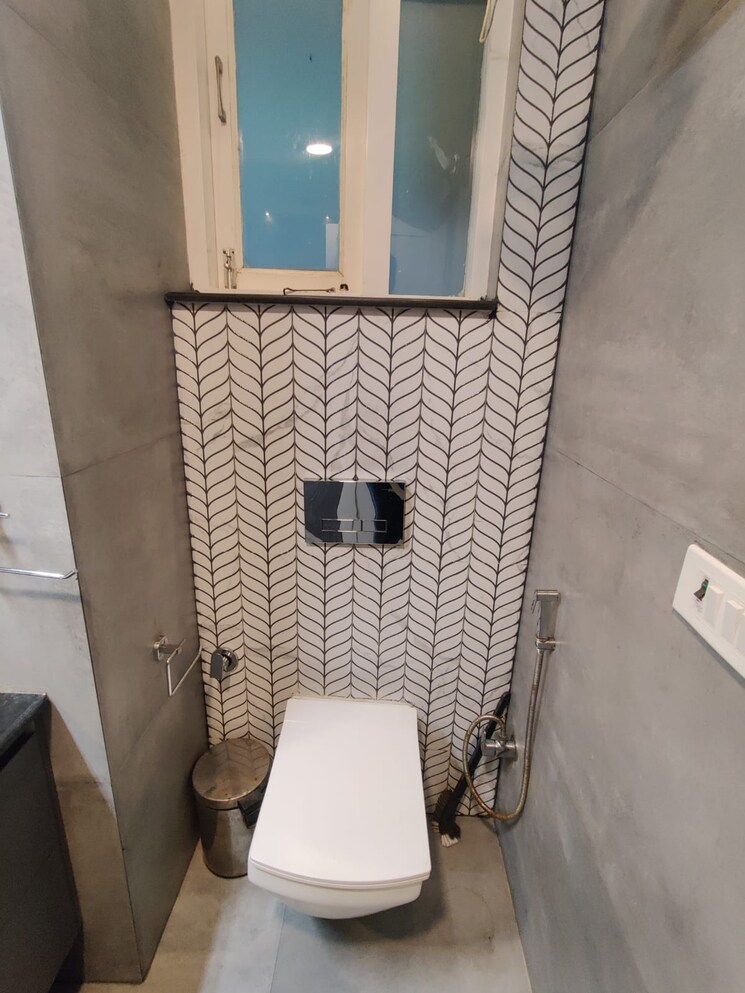 Bathroom, udhay-giri 3 Bedroom 1450 Sq.Ft. Apartment In Sector 34 Noida 9103426