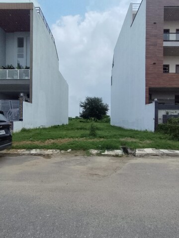  Plot – Exterior View View at Wave City, Wave City - for Sale