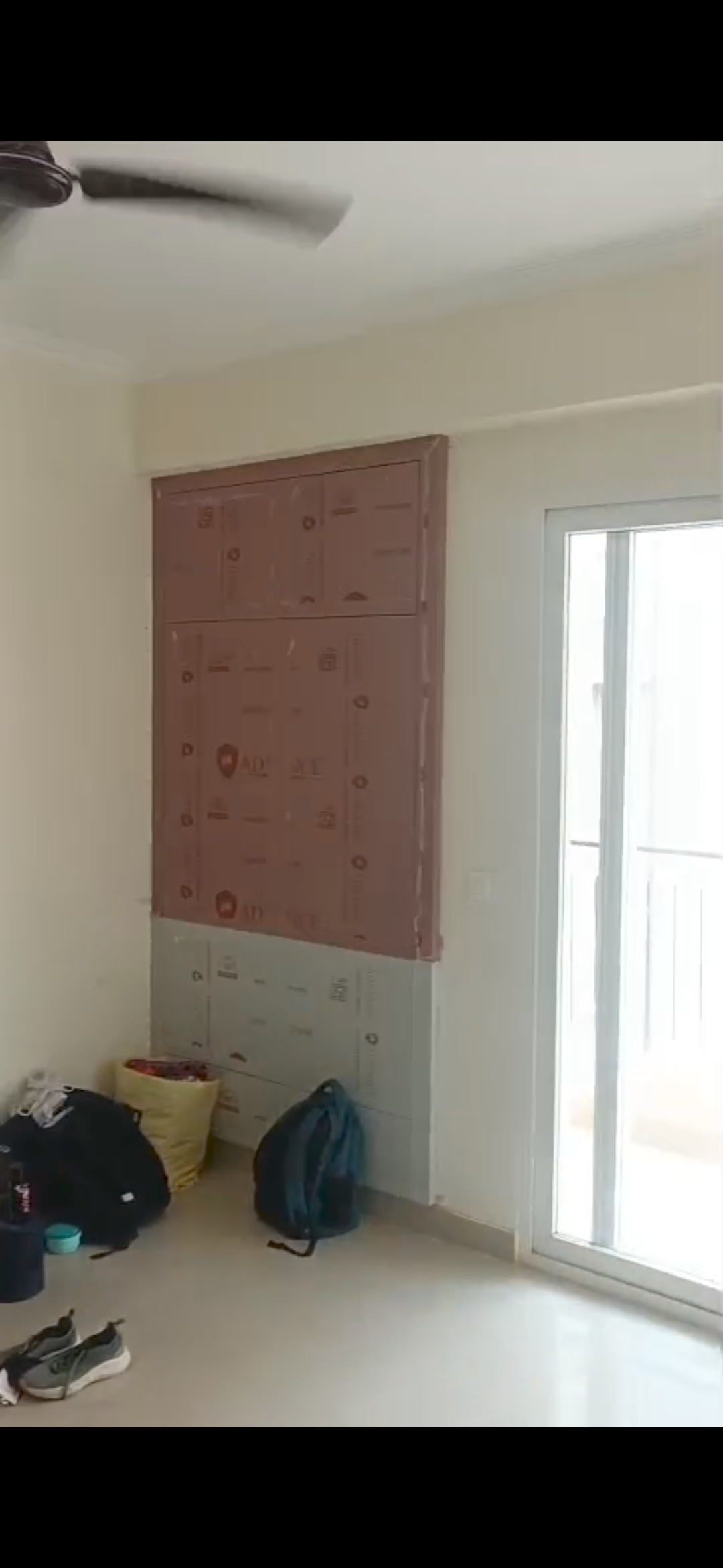 3 BHK 1375 Sq.Ft. Apartment in Amrapali Crystal Homes