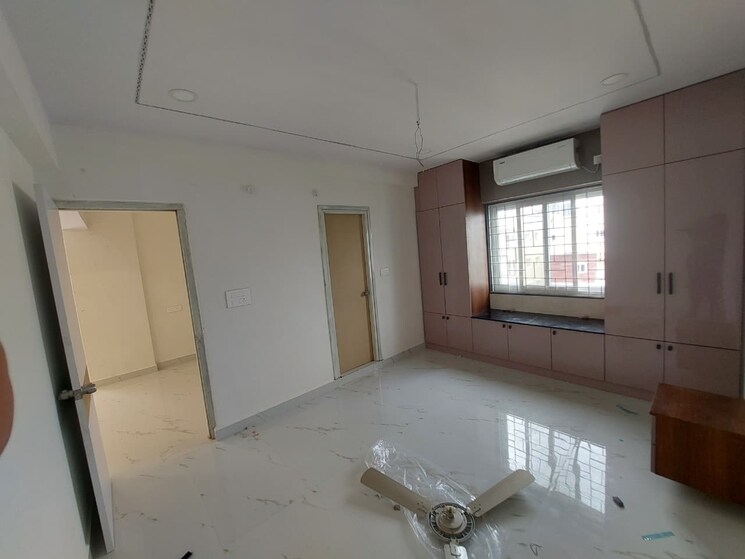 Room, mahathi-nilayam 3 Bedroom 1550 Sq.Ft. Apartment In Madhapur Hyderabad 9103455
