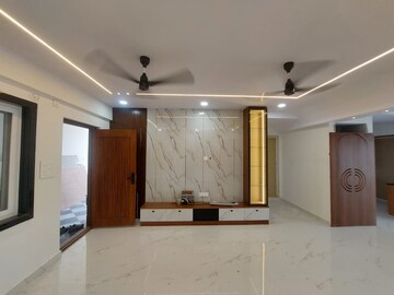 Furnished Amenities in 3 BHK Apartment at Mahathi Nilayam, Madhapur – for Rent