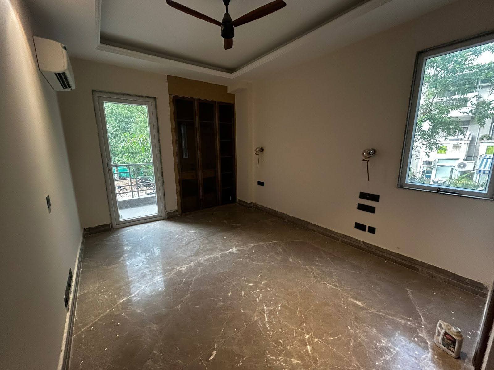 3 BHK + Servant Room 1610 Sq.Ft. Builder Floor in Anant Raj The Estate Floors
