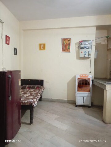 Room in 1 RK Builder Floor at Savitri Nagar – for Rent