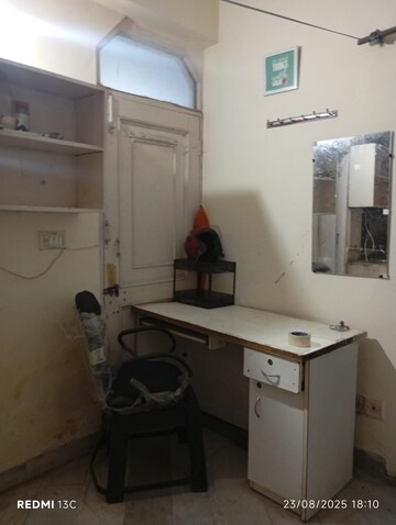 Room in 1 RK Builder Floor at Savitri Nagar – for Rent