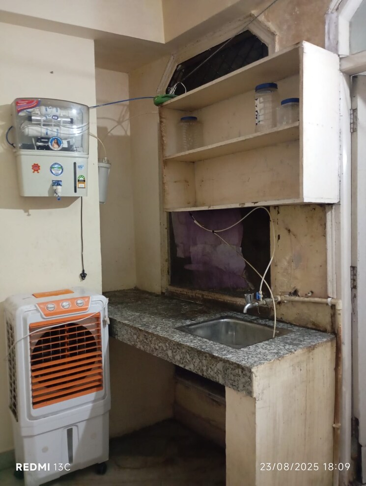 Kitchen, savitri nagar 1 RK 150 Sq.Ft. Builder Floor In Savitri Nagar Delhi 9103486