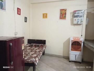Bedroom in 1 RK Builder Floor at Savitri Nagar – for Rent
