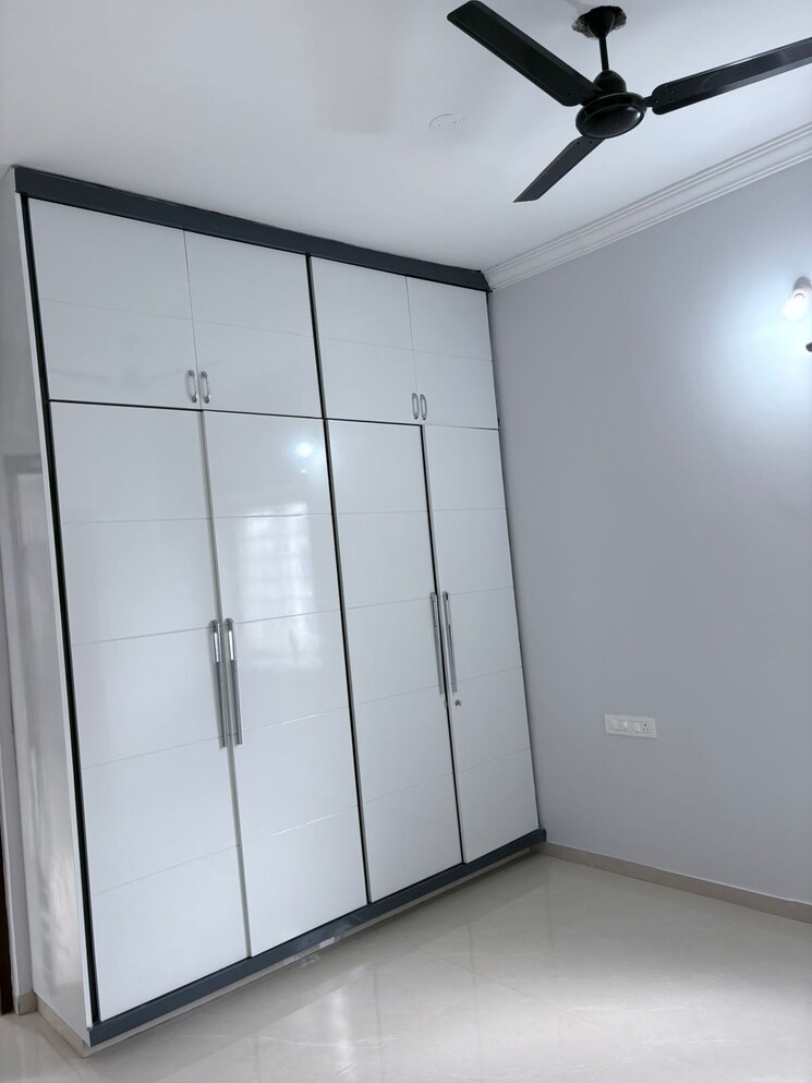 Room, ten-madhapur 3 Bedroom 1800 Sq.Ft. Apartment In Madhapur Hyderabad 9103487