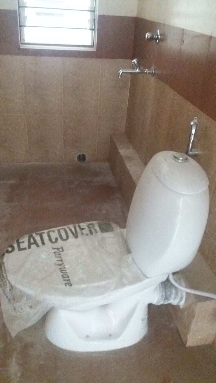 Bathroom, deeshari-megacity-phase-ii 2 Bedroom 760 Sq.Ft. Apartment In Rajpur Chowhati Kolkata 9103497