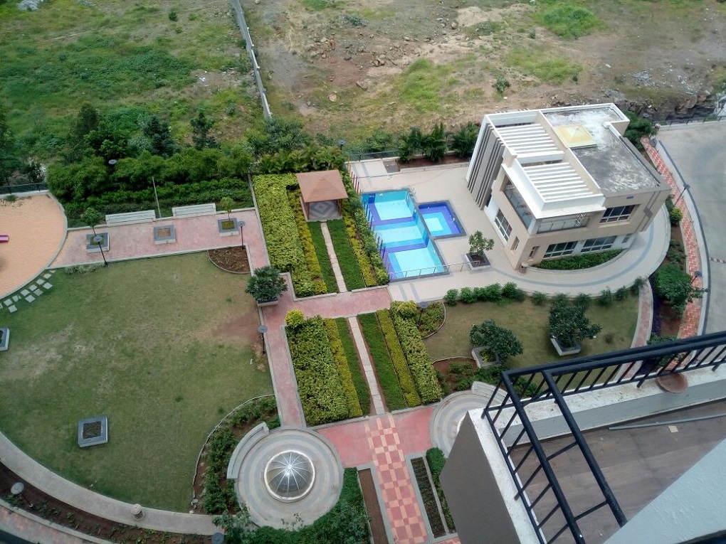 2 BHK + Pooja Room 1115 Sq.Ft. Apartment in Kolte Patil Beryl