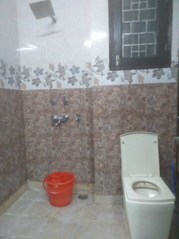 Washroom in 3 BHK Builder Floor at Old Rajinder Nagar – for Rent
