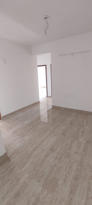 2 BHK Apartment For Rent in Omaxe Heights, Sector 86