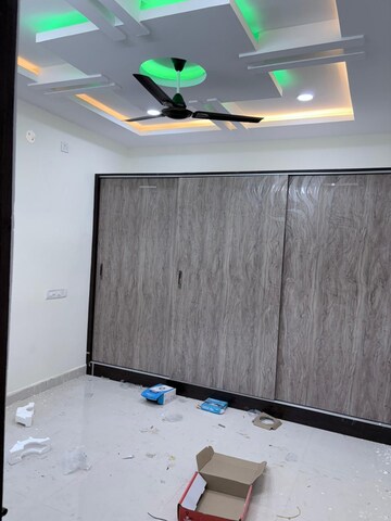 Room in 2 BHK Apartment at Mahathi Nilayam, Madhapur – for Rent