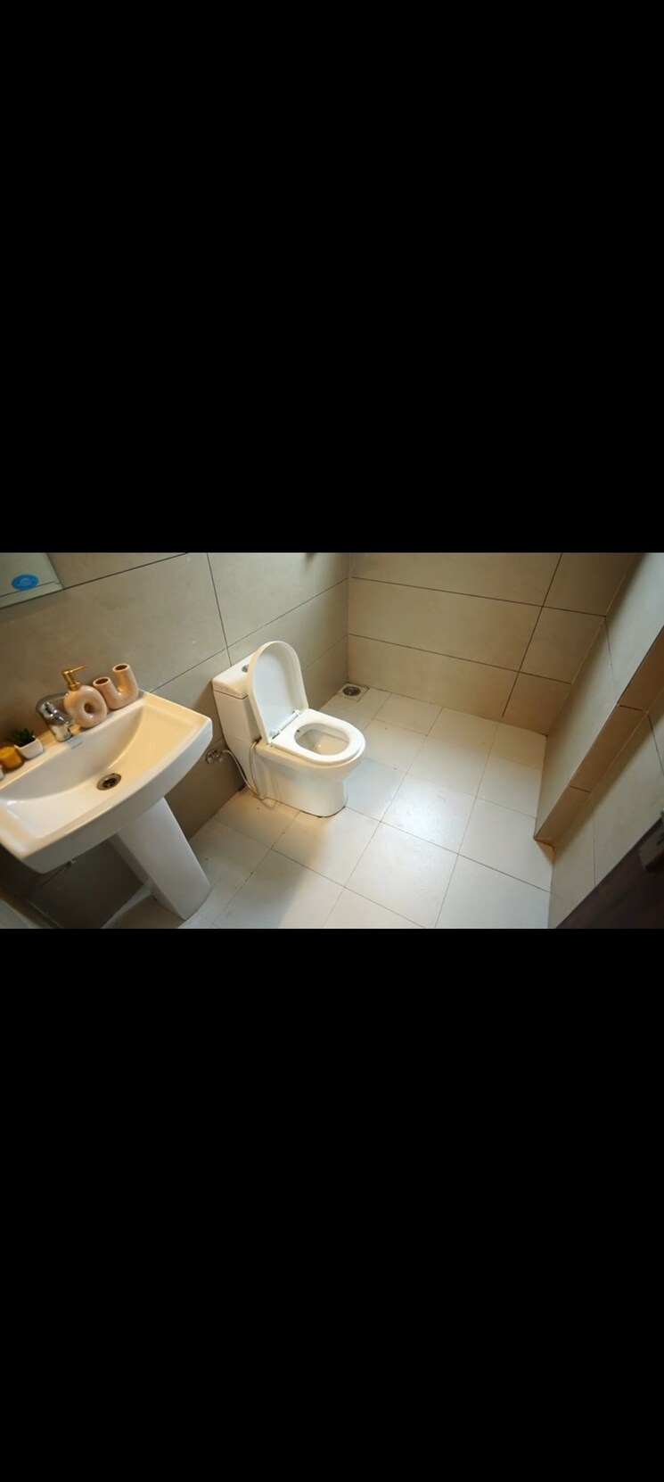 Bathroom, ace-divino 3 Bedroom 1565 Sq.Ft. Apartment In Sector 1 Greater Noida Greater Noida 9103559