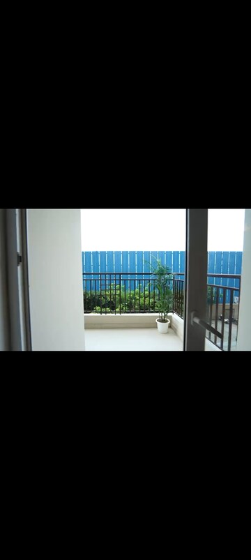 Room in 3 BHK Apartment at Ace Divino, Sector 1 Greater Noida – for Sale