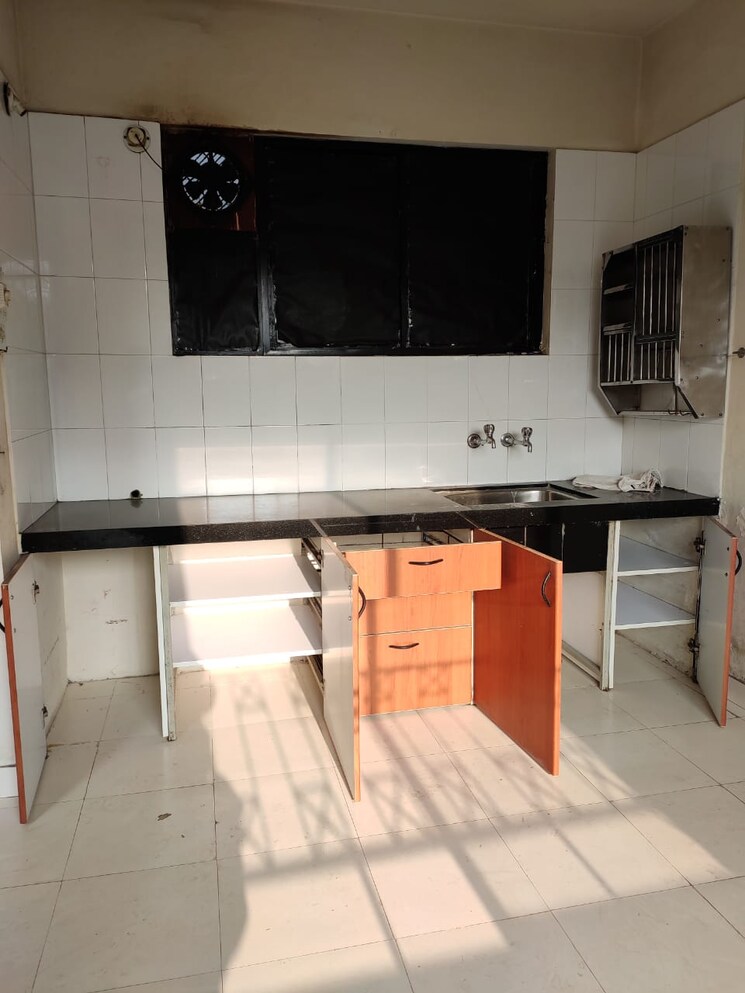 Kitchen, aradhana-apartment-rambaug-colony 2 Bedroom 1000 Sq.Ft. Apartment In Kothrud Pune 9103541
