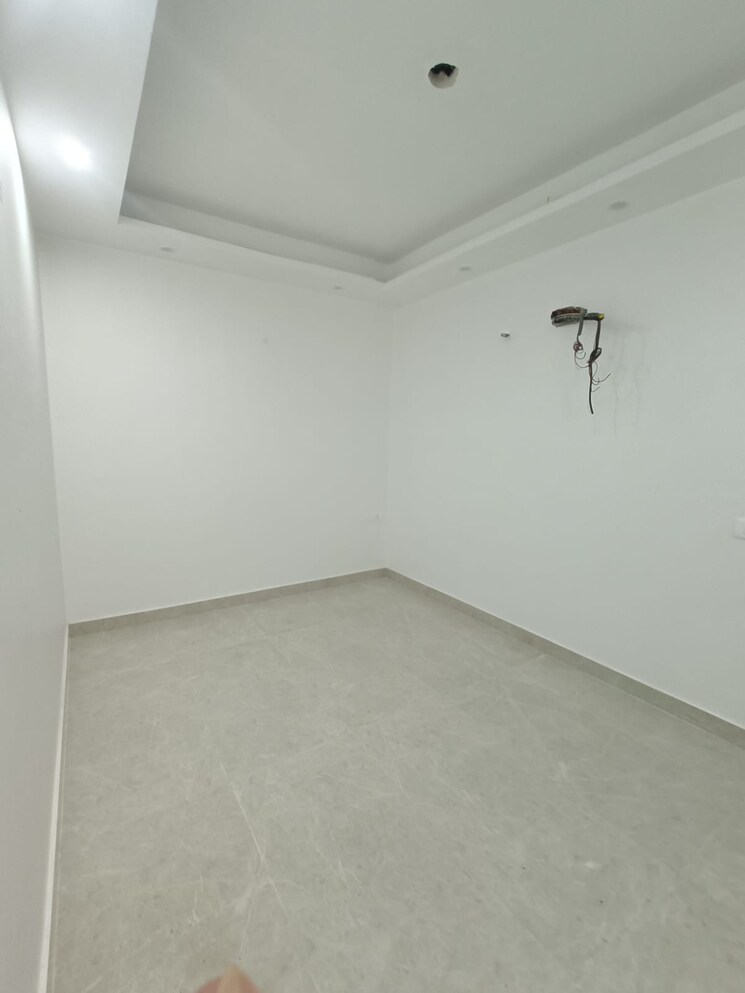 Room, malviya nagar 2 Bedroom 100 Sq.Yd. Builder Floor In Malviya Nagar Delhi 9103613