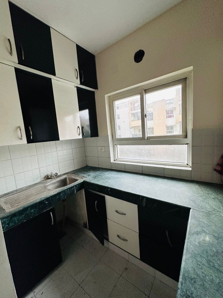 Kitchen, bptp-park-elite-floors 4 Bedroom 250 Sq.Yd. Builder Floor In Sector 85 Faridabad 9103644