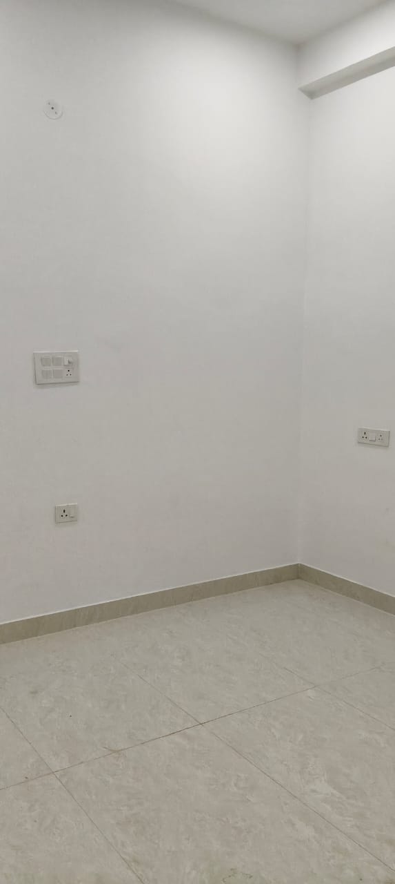 2 BHK + Extra Room Apartment For Rent in Gomti Nagar