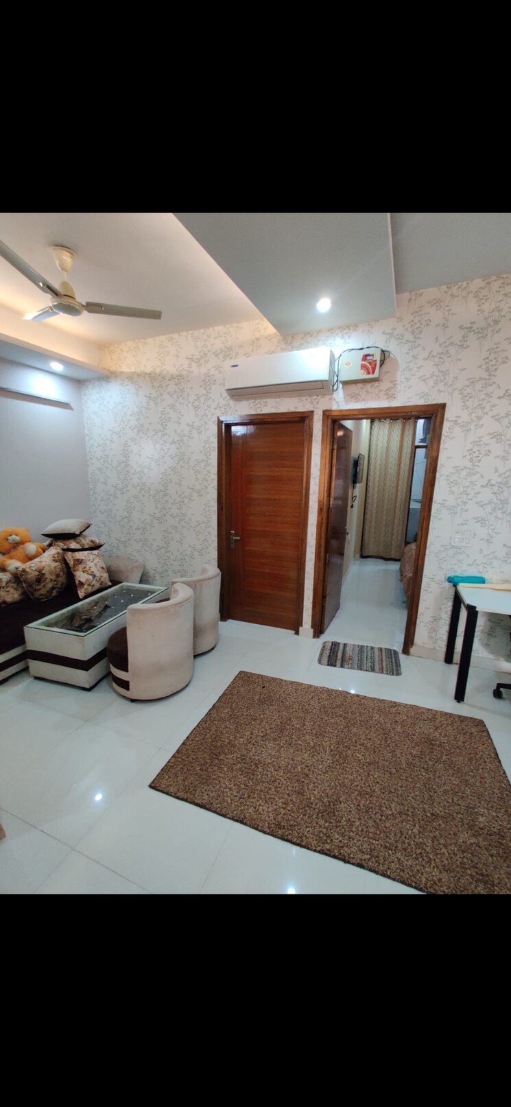 Living Room, lohgarh 2 Bedroom 1100 Sq.Ft. Apartment In Lohgarh Zirakpur 9103656