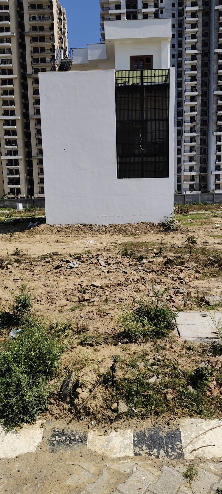 undefined, kingwood-enclave  406 Sq.Yd. Plot In Wave City Ghaziabad 9103662