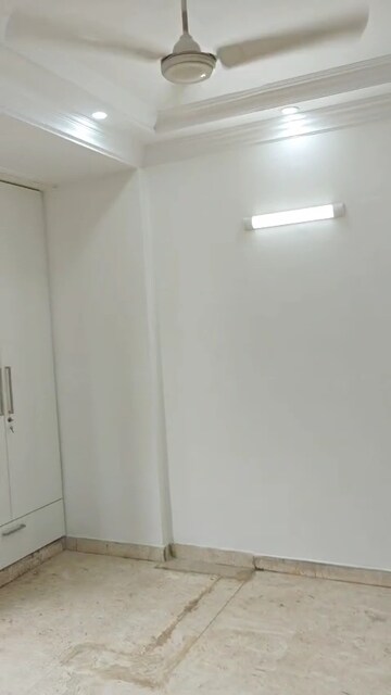 Building Lobby in 3 BHK Builder Floor at Malviya Nagar – for Rent